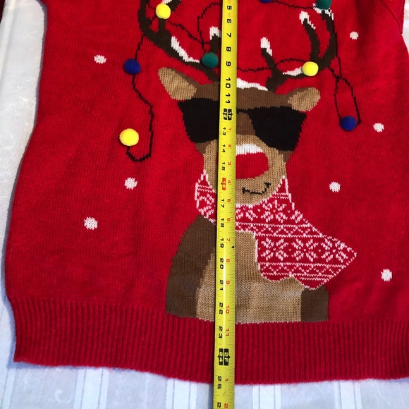 DAISY BOUTIQUE UGLY CHRISTMAS SWEATER XXL REINDEER WITH SUNGLASSES NWT - Picture 7 of 9